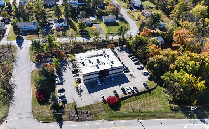 Pictures of Office property located at 212 NJ-94, Vernon Township, NJ 07462 for lease - image #1