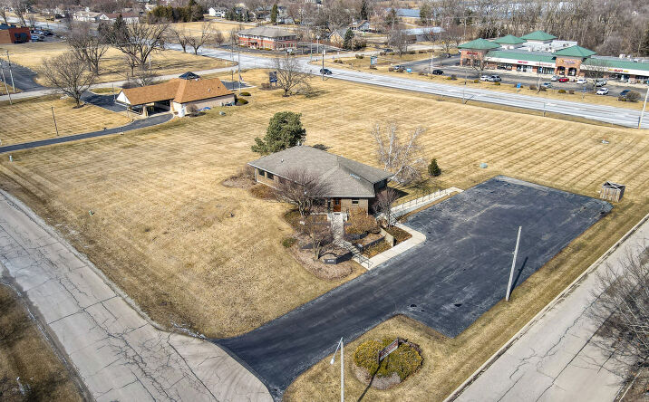 Pictures of Office property located at 2002 Holian Dr, Spring Grove, IL 60081 for lease - image #1