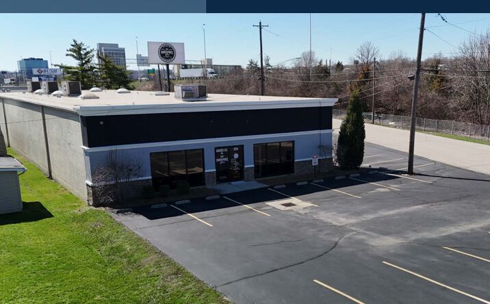 Pictures of Industrial property located at 11574 Gondola St, Sharonville, OH 45241 for lease - image #1
