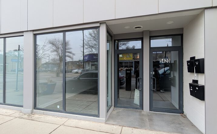 Pictures of Retail property located at 5422 W Belmont Avenue, Chicago, IL 60634 for lease - image #1