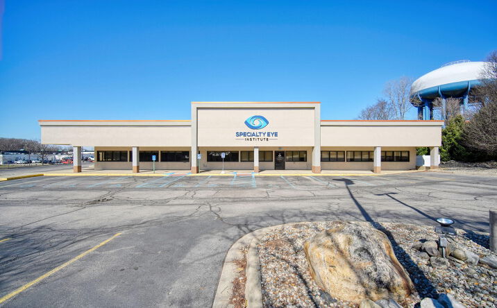 Pictures of Office property located at 850 W North Street, Jackson, MI 49202 for lease - image #1