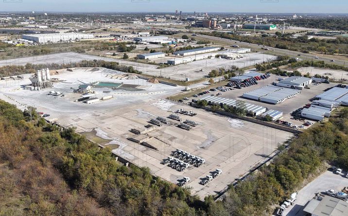 Pictures of Industrial, Land property located at 1526 I-35W, Denton, TX 76207 for lease - image #1