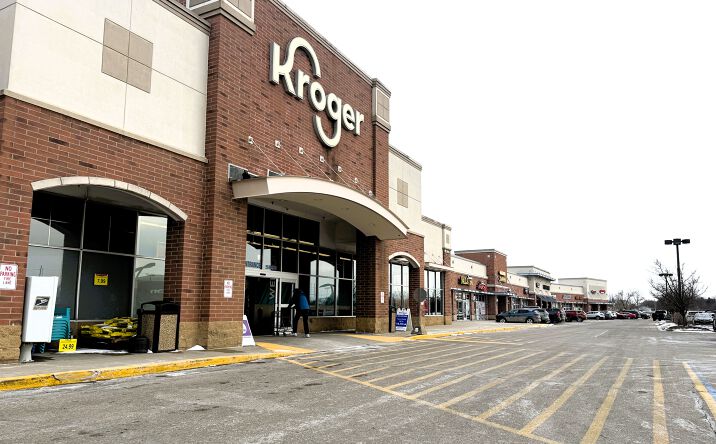 Pictures of Retail, Office, Restaurant property located at 5980 Sashabaw Rd, Independence Township, MI 48346 for lease - image #1