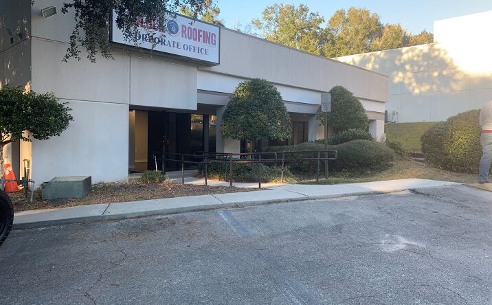 Pictures of Office property located at 502 Capital Cir SE, Tallahassee, FL 32301 for lease - image #1