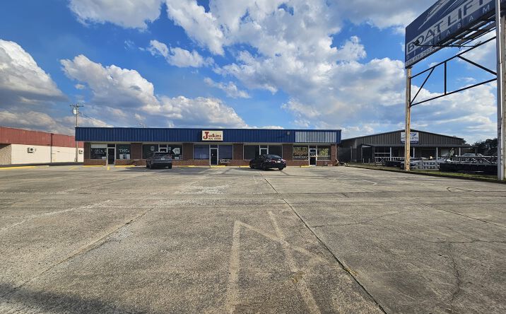 Pictures of Retail, Office property located at 501 AL-69, Hanceville, AL 35077 for lease - image #1