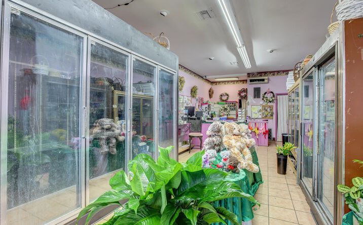 Pictures of Retail property located at 1010 US-202, Branchburg, NJ 08876 for lease - image #1
