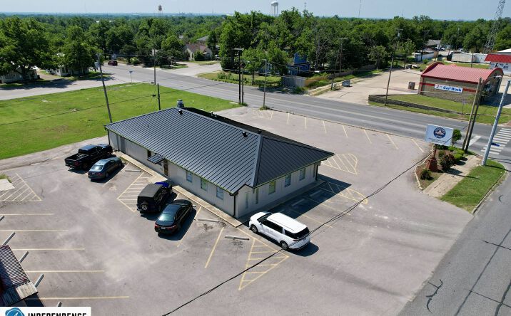 Pictures of Retail, Office, Restaurant property located at 715 S 1st St, Temple, TX 76504 for lease - image #1