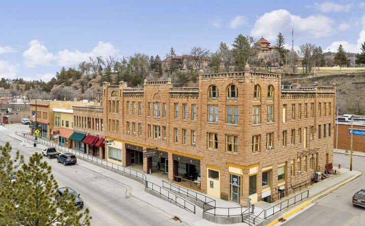 Pictures of Restaurant property located at 603 N River St, Hot Springs, SD 57747 for lease - image #1