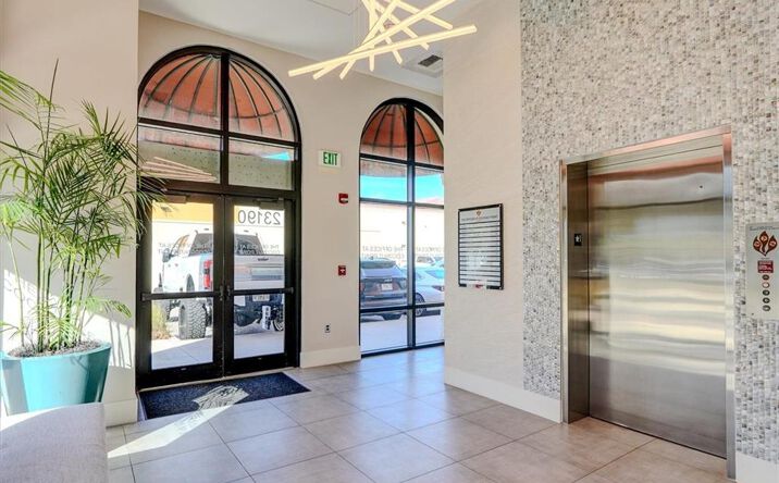 Pictures of Office property located at 23190 Fashion Dr, Estero, FL 33928 for lease - image #1