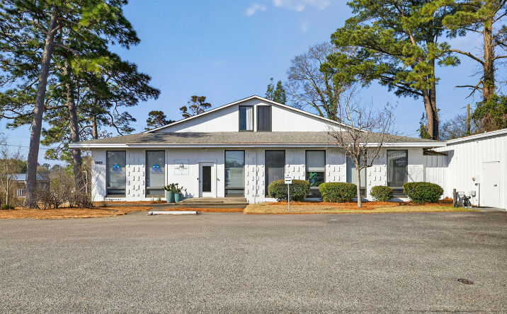 Pictures of Office property located at 1901 Kent St, Wilmington, NC 28403 for lease - image #1