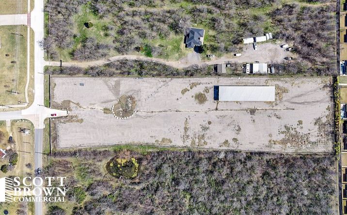 Pictures of Land property located at 101 W Dickson Ln, Little Elm, TX 75068 for lease - image #1
