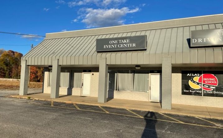 Pictures of Retail, Office property located at 473 E Blackstock Rd, Spartanburg, SC 29301 for lease - image #1