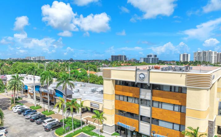 Pictures of Office property located at 4400 N Federal Hwy, Boca Raton, FL 33431 for lease - image #1