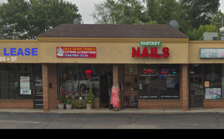 Pictures of Retail, Office, Restaurant property located at 1460 E 12 Mile Rd, Madison Heights, MI 48071 for lease - image #1