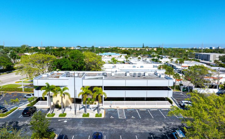 Pictures of Office property located at 4730 NW 2nd Ave, Boca Raton, FL 33431 for lease - image #1