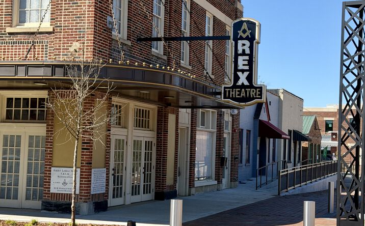 Pictures of Office, Restaurant, Special Purpose property located at 101 W Main St, Starkville, MS 39759 for lease - image #1
