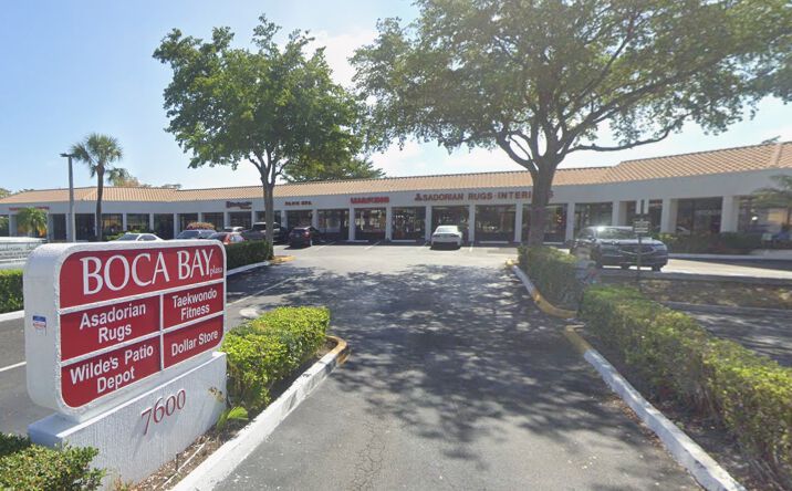 Pictures of Retail property located at 7600 N Federal Hwy, Boca Raton, FL 33487 for lease - image #1