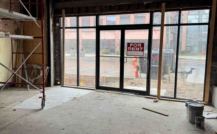 Pictures of Retail, Office property located at 4631 Montgomery Rd, Cincinnati, OH 45212 for lease - image #1