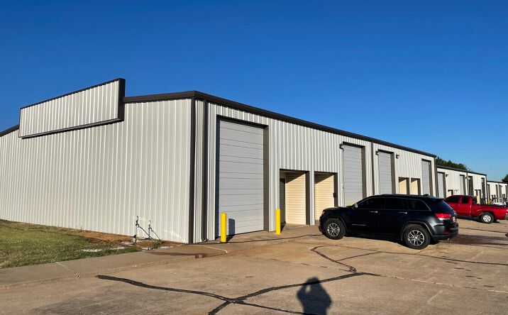Pictures of Office, Industrial property located at 1917 Atchison Dr, Norman, OK 73069 for lease - image #1