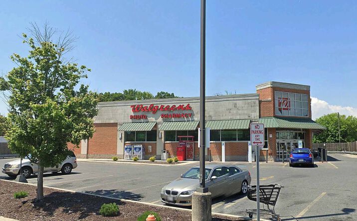 Pictures of Retail property located at 6 S Marlyn Ave, Essex, MD 21221 for lease - image #1