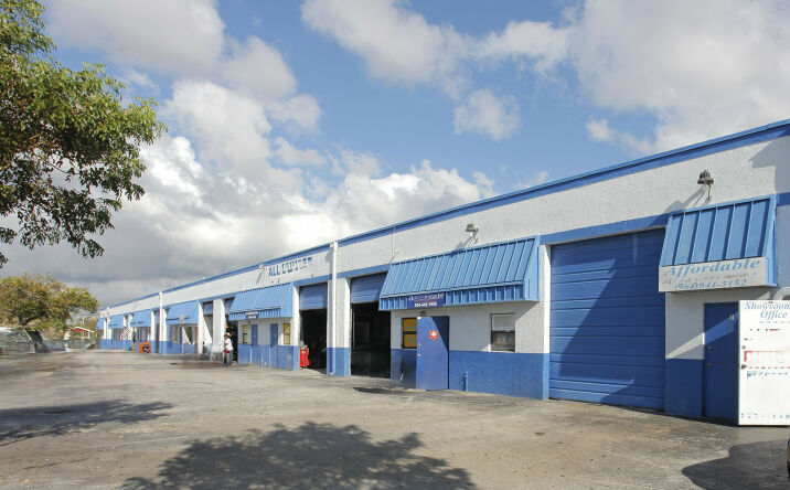 Pictures of Industrial property located at 1241-1251 N Dixie Hwy, Pompano Beach, FL 33060 for lease - image #1