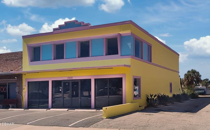 Pictures of Office, Retail property located at 2008 S Atlantic Avenue, Daytona Beach Shores, FL 32118 for lease - image #1