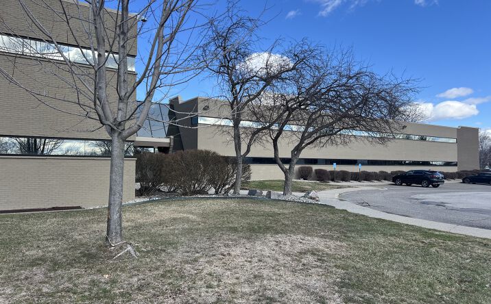 Pictures of Office property located at 20300 W 12 Mile Rd, Southfield, MI 48076 for lease - image #1