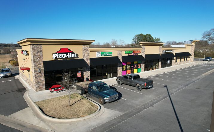 Pictures of Retail property located at 1163 US-64, Vilonia, AR 72173 for lease - image #1