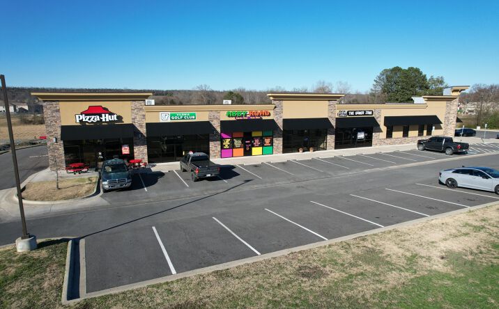 Pictures of Retail property located at 1163 US-64, Vilonia, AR 72173 for lease - image #1