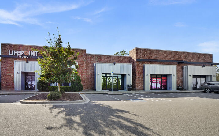 Pictures of Retail property located at 155 Porters Neck Rd, Wilmington, NC 28411 for lease - image #1