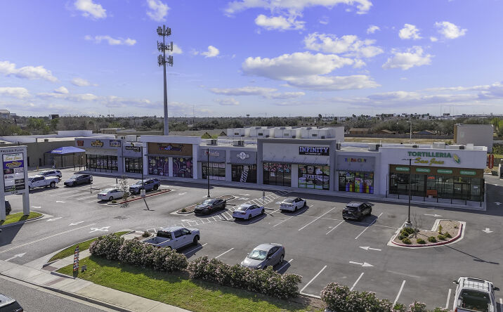 Pictures of Retail, Restaurant, Office property located at 1208 N Raul Longoria Rd, San Juan, TX 78589 for lease - image #1