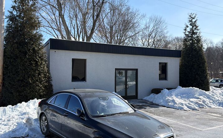 Pictures of Retail, Office property located at 2337 Philmont Ave, Huntingdon Valley, PA 19006 for lease - image #1