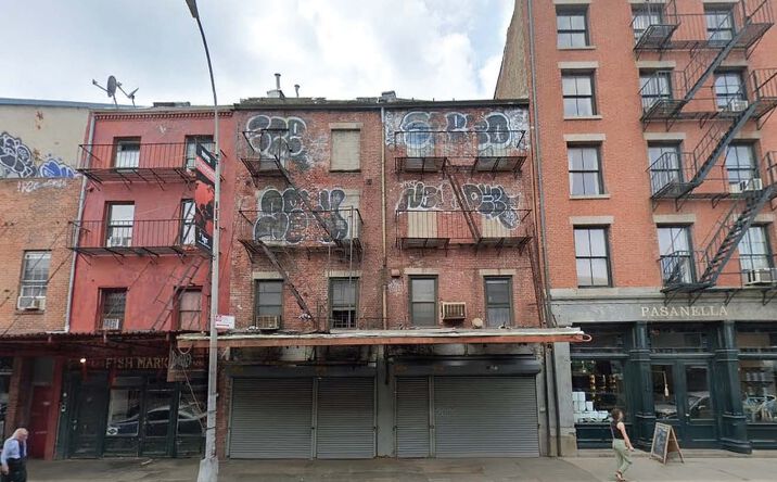 Pictures of Retail property located at 112-113 South Street, New York, NY 10038 for lease - image #1