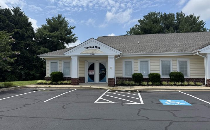 Pictures of Special Purpose, Retail, Office property located at 22341 Greenview Pkwy, California, MD 20634 for lease - image #1