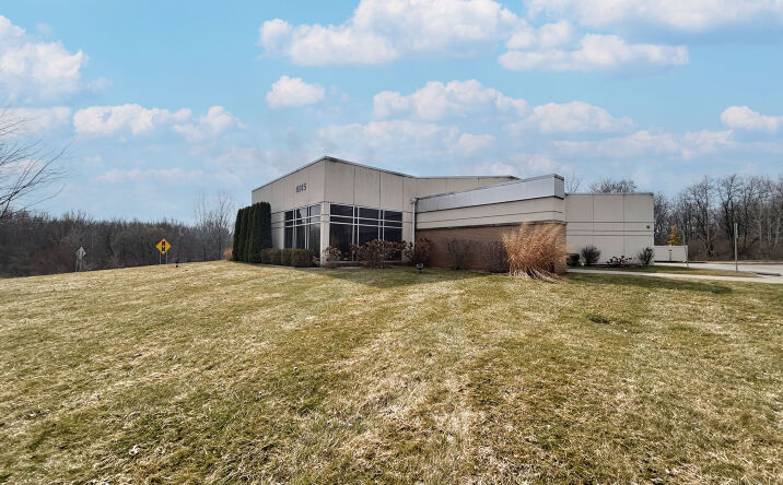 Pictures of Office property located at 6915 N Fir Rd, Mishawaka, IN 46530 for lease - image #1