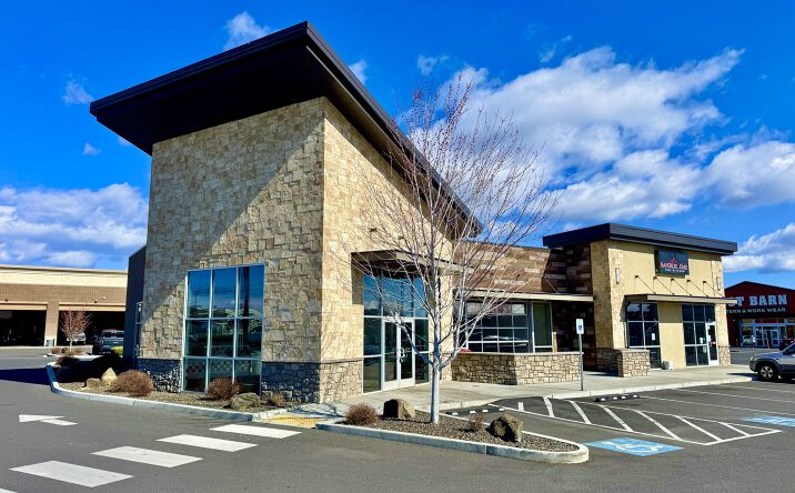 Pictures of Restaurant property located at 1901 S 1st St, Yakima, WA 98903 for lease - image #1