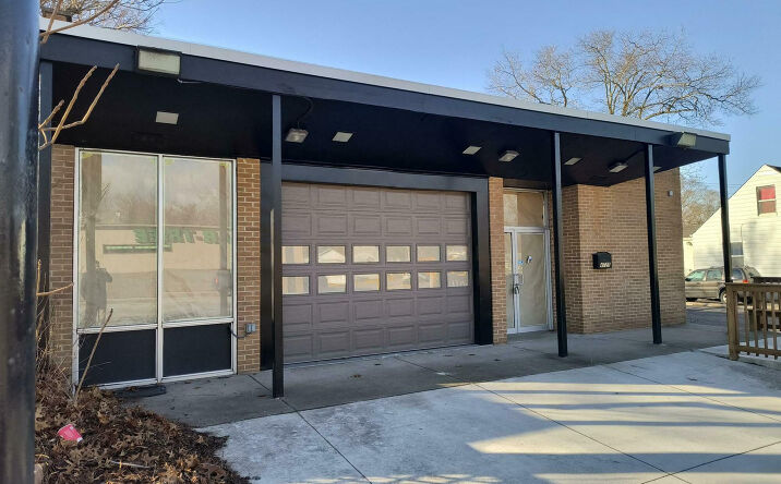 Pictures of Office, Industrial property located at 4725 Central Ave, Lake Station, IN 46405 for lease - image #1