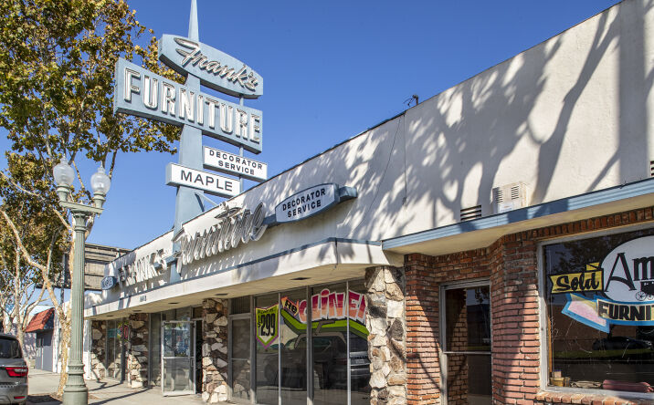 Pictures of Retail, Office property located at 16424 Hawthorne Blvd, Lawndale, CA 90260 for lease - image #1