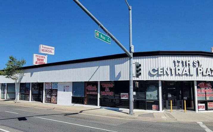 Pictures of Retail property located at 501- 517  W 17th St, Santa Ana, CA 92706 for lease - image #1