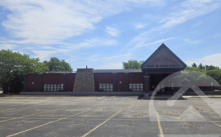 Pictures of Retail property located at 3321 28th Street SE, Kentwood, MI 49512 for lease - image #1