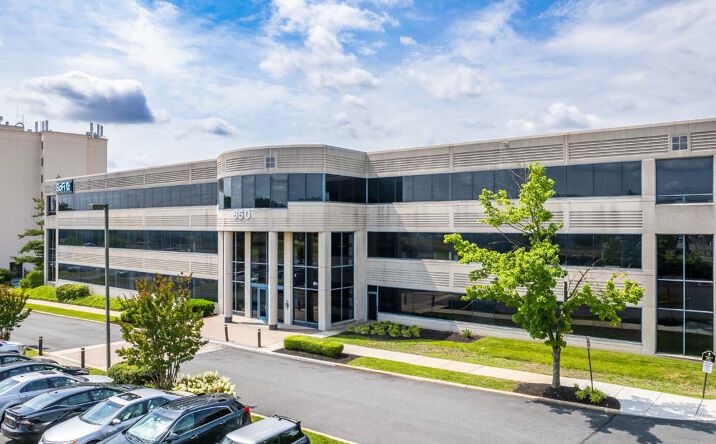 Pictures of Office property located at 650 Naamans Rd, Claymont, DE 19703 for lease - image #1
