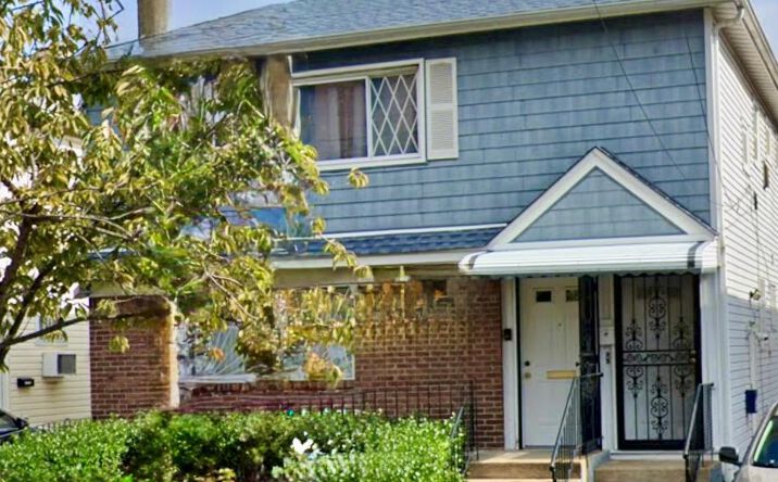 Pictures of Office, Retail property located at 220 Beach 20th Street, Far Rockaway, NY 11691 for lease - image #1