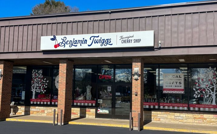 Pictures of Retail property located at 1213 E Front St, Traverse City, MI 49686 for lease - image #1