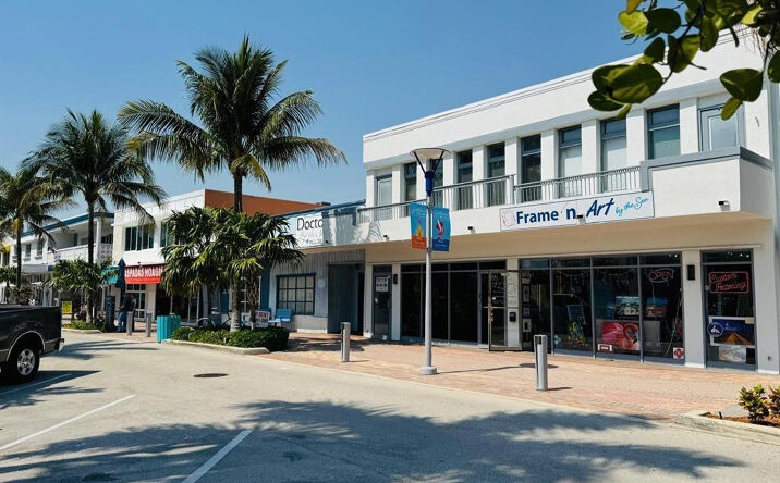 Pictures of Land property located at 229 Commercial Boulevard B, Lauderdale-By-The-Sea, FL 33308 for lease - image #1