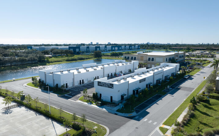 Pictures of Office, Special Purpose, Retail, Restaurant, Industrial, Land property located at 230 N Congress Avenue Multiple Units, Lake Park, FL 33403 for lease - image #1