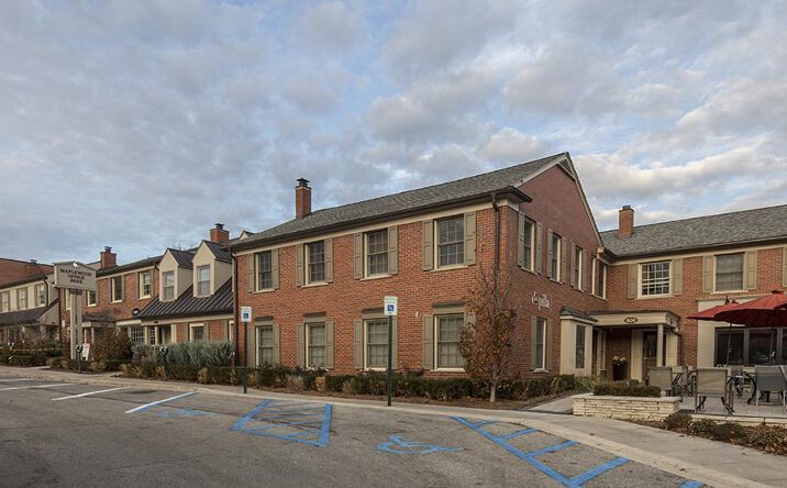 Pictures of Retail, Restaurant property located at 600-640 North Old Woodward Avenue, Birmingham, MI 48009 for lease - image #1