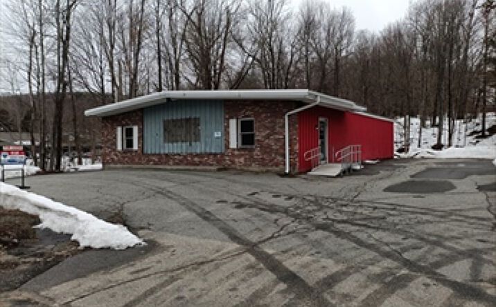 Pictures of Retail property located at 494 Main St, Sturbridge, MA 01566 for lease - image #1