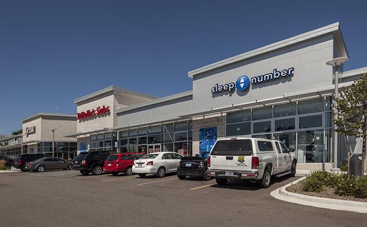 Pictures of Retail, Office property located at 435-507 E. Big Beaver, Troy, MI 48083 for lease - image #1