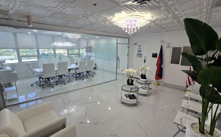 Pictures of Land property located at 2455 E Sunrise Boulevard Cu-4g-4h-4i, Fort Lauderdale, FL 33304 for lease - image #1