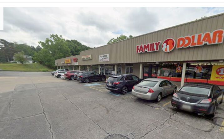 Pictures of Retail property located at 10389 W Pleasant Valley Rd, Parma, OH 44130 for lease - image #1